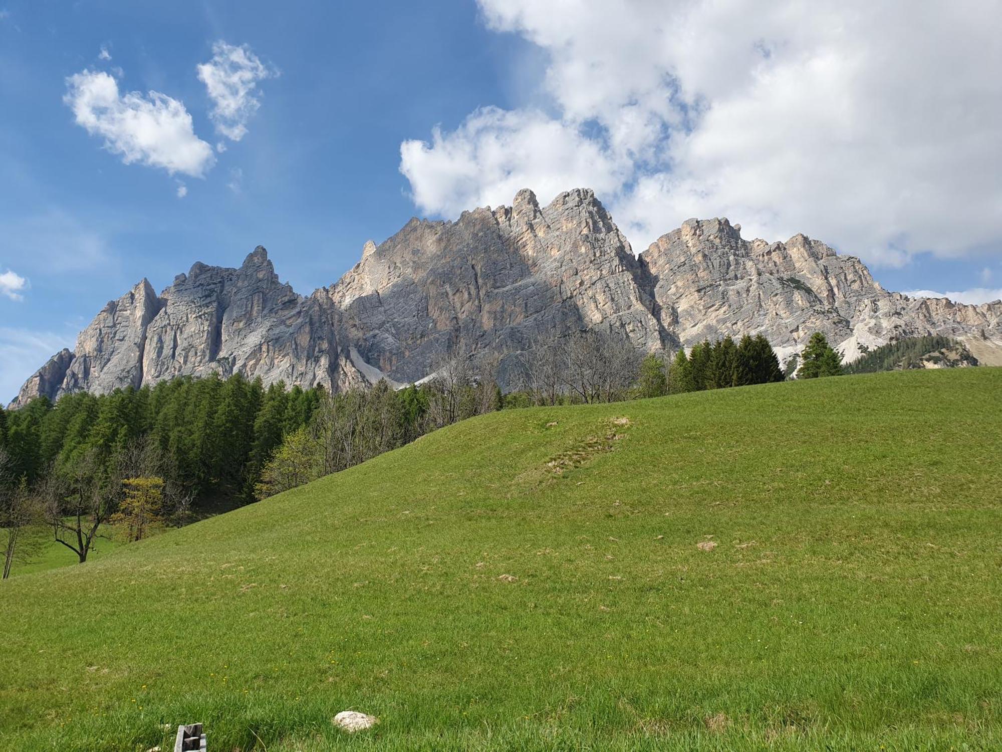 Daniela Apartment Cortina d'Ampezzo Exterior photo